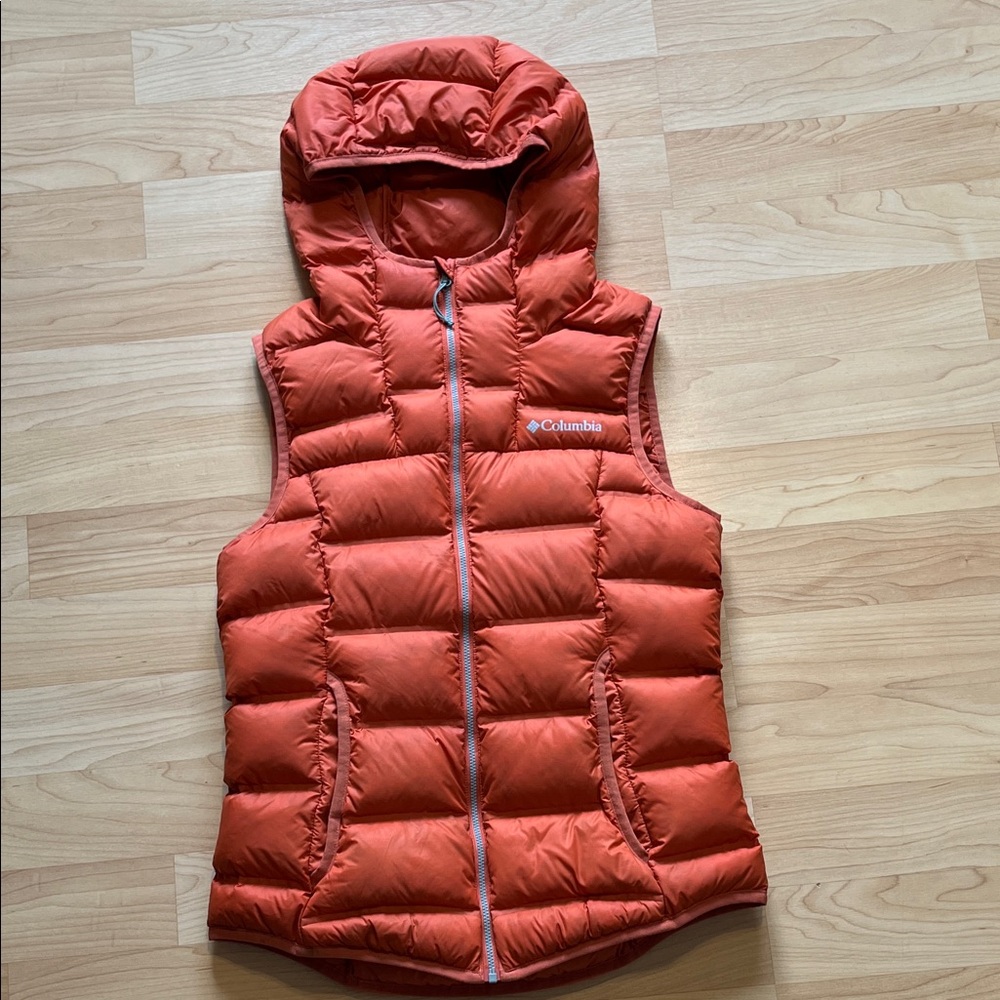 Columbia Hooded Vest 700 Down Vibrant Orange Packable